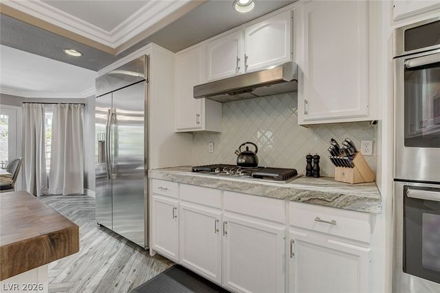 2718 Duck Pond Court, Henderson, NV 89074