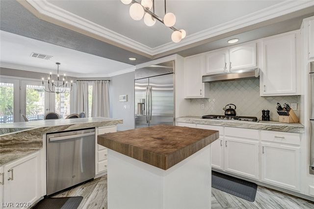 2718 Duck Pond Court, Henderson, NV 89074