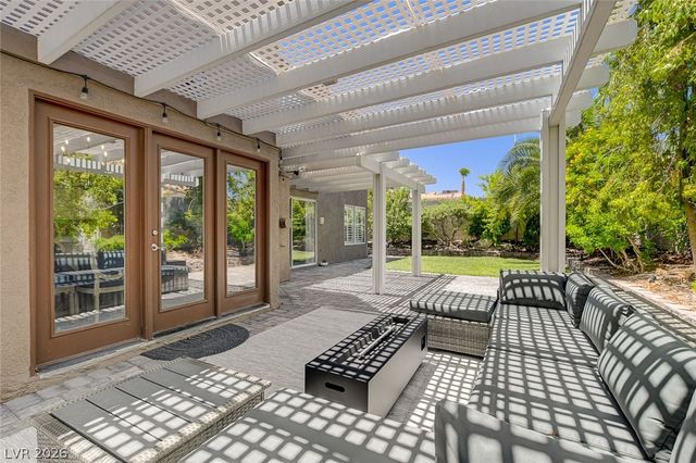 2718 Duck Pond Court, Henderson, NV 89074