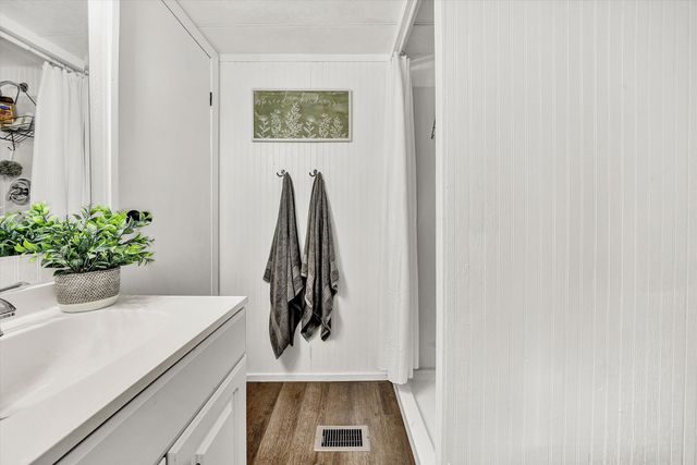 11111 Sontag RD, Martinsville, VA 24112