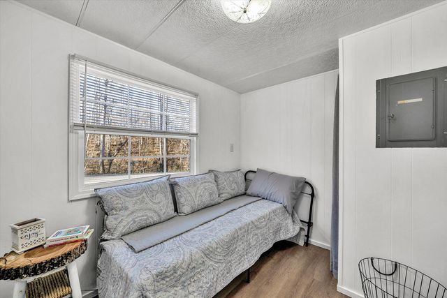 11111 Sontag RD, Martinsville, VA 24112