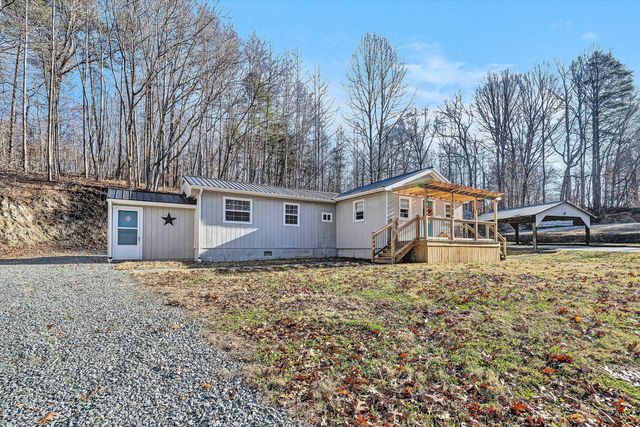 11111 Sontag RD, Martinsville, VA 24112