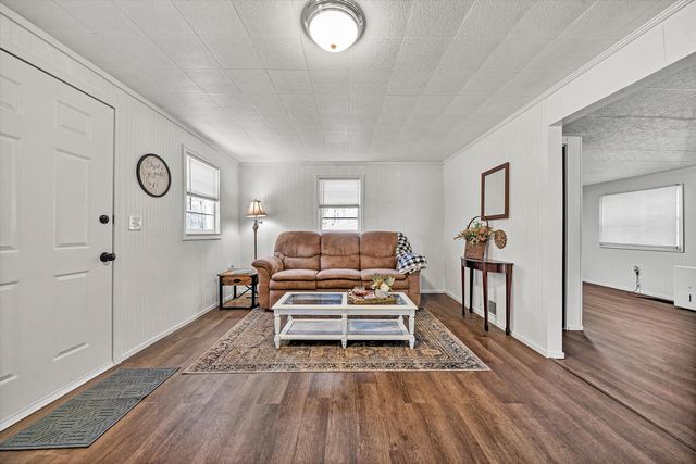 11111 Sontag RD, Martinsville, VA 24112