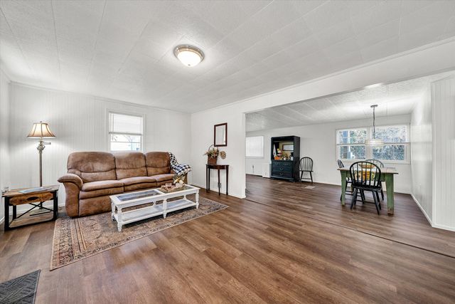 11111 Sontag RD, Martinsville, VA 24112