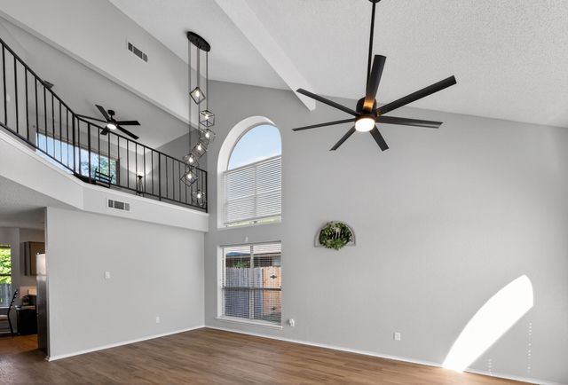 10836 Tall Oak Drive, Fort Worth, TX 76108