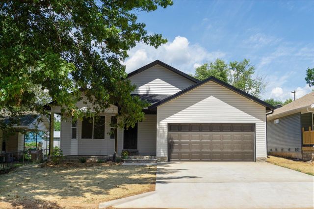 2539 W Lombard Street, Springfield, MO 65802