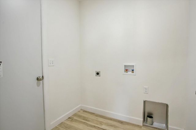 2539 W Lombard Street, Springfield, MO 65802