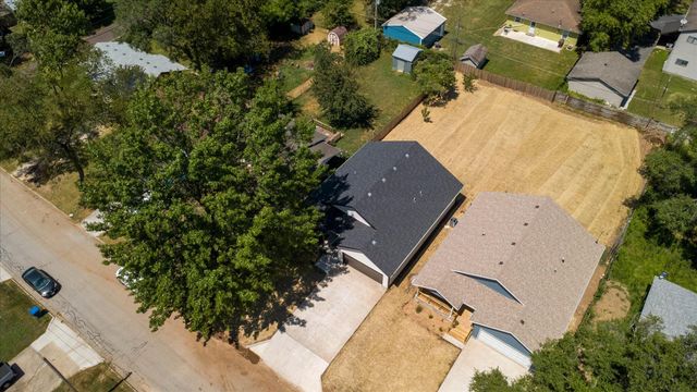 2539 W Lombard Street, Springfield, MO 65802