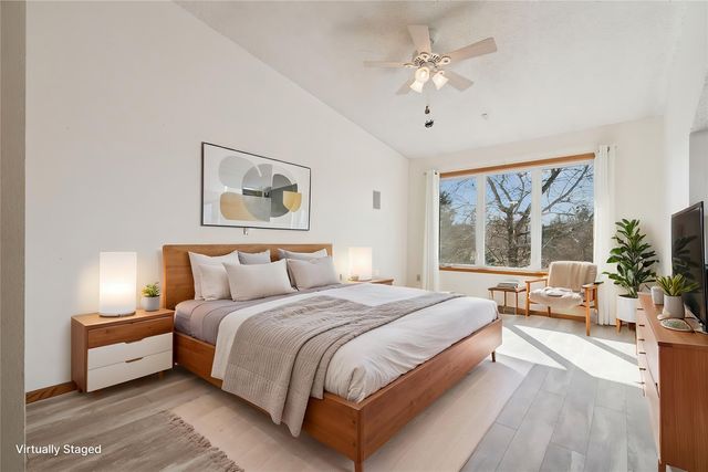 2060 Holiday Road, Coralville, IA 52241