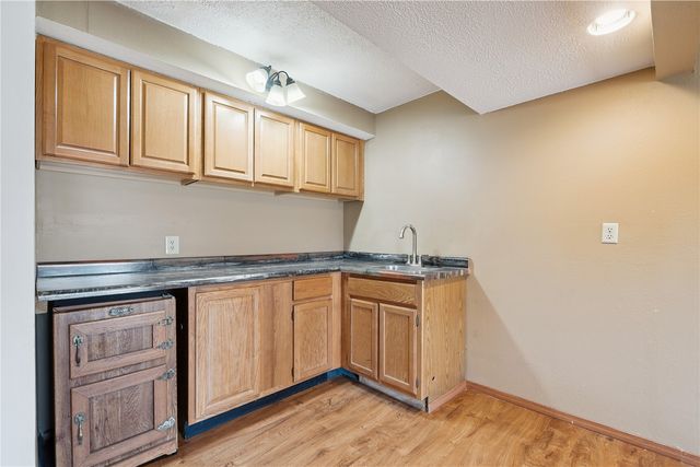 2060 Holiday Road, Coralville, IA 52241