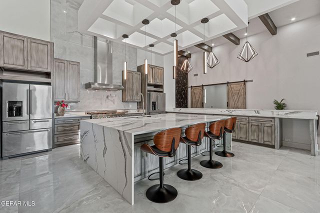 6325 Camino Pinon, El Paso, TX 79932