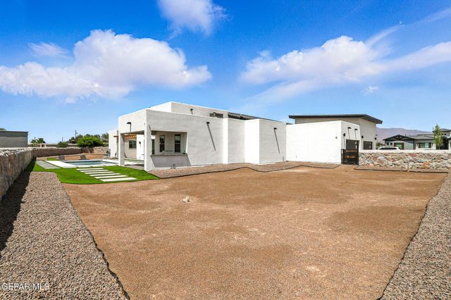 6325 Camino Pinon, El Paso, TX 79932