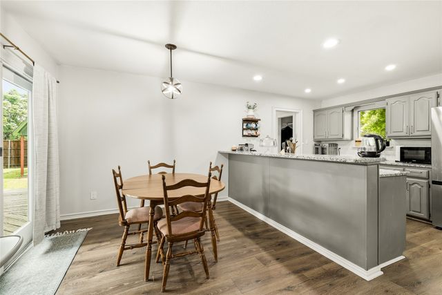 588 Pine Street, Lewisville, TX 75057