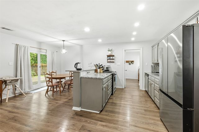 588 Pine Street, Lewisville, TX 75057