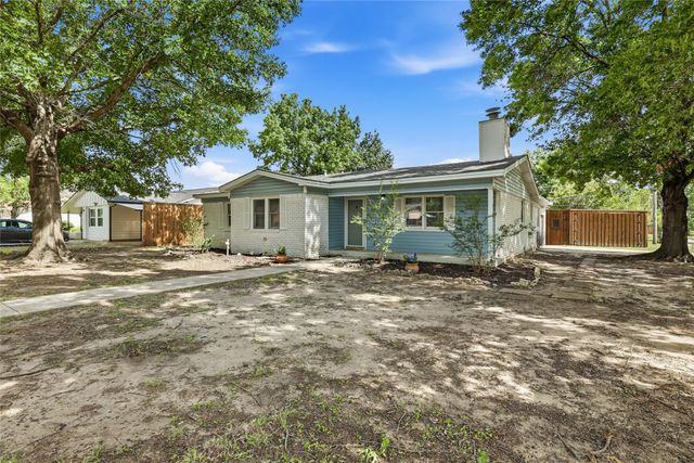 588 Pine Street, Lewisville, TX 75057