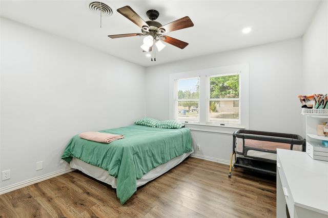 588 Pine Street, Lewisville, TX 75057
