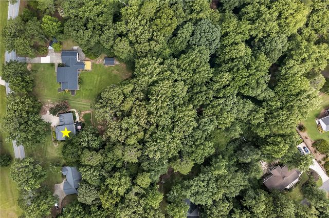 206 Playground Road, Walhalla, SC 29691