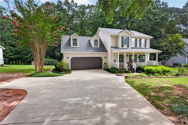 206 Playground Road, Walhalla, SC 29691