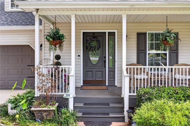 206 Playground Road, Walhalla, SC 29691