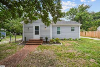 206 Carey Avenue, Greer, SC 29651