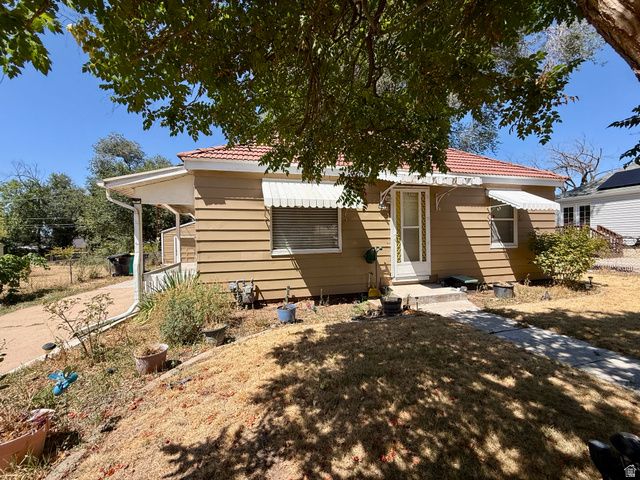 42 S 450 E, Clearfield, UT 84015