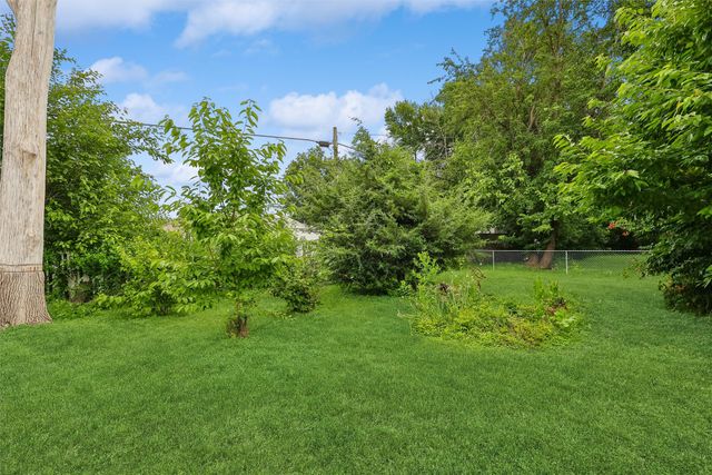 4021 57th Street, Des Moines, IA 50310