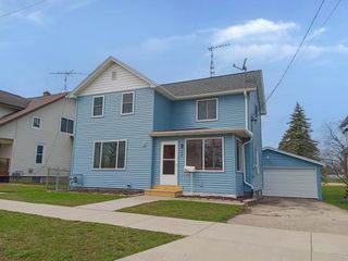 828 S Spring Street, Beaver Dam, WI 53916