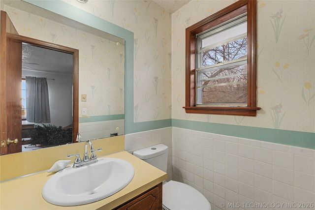 14131 N 100th Avenue E, Collinsville, OK 74021