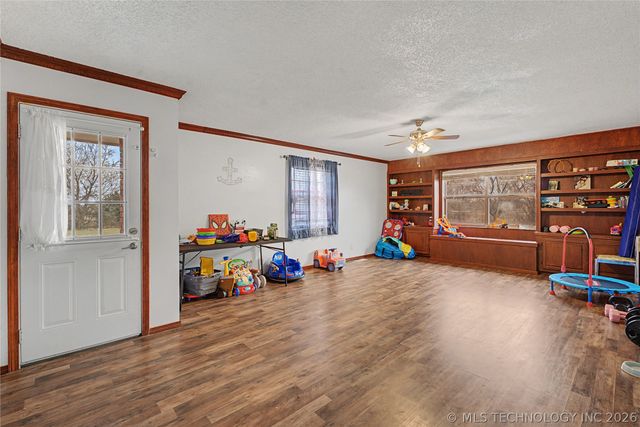 14131 N 100th Avenue E, Collinsville, OK 74021