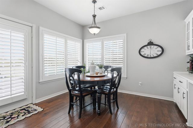 411 Smoking Oaks Drive, Ardmore, OK 73401