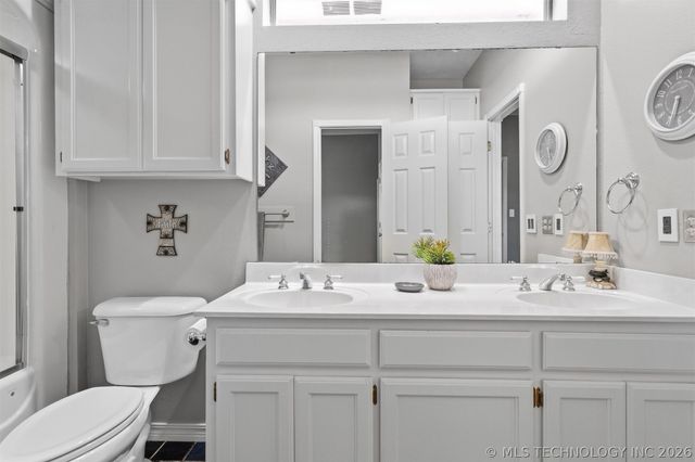 411 Smoking Oaks Drive, Ardmore, OK 73401
