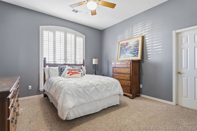 411 Smoking Oaks Drive, Ardmore, OK 73401