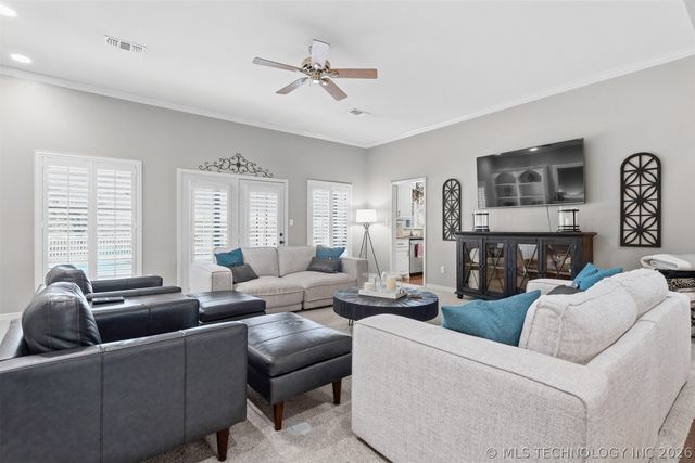 411 Smoking Oaks Drive, Ardmore, OK 73401