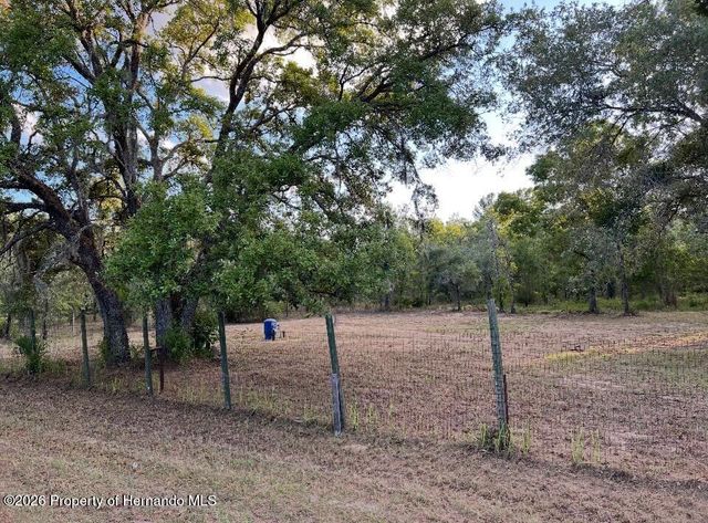 12055 Finch Road, Weeki Wachee, FL 34614