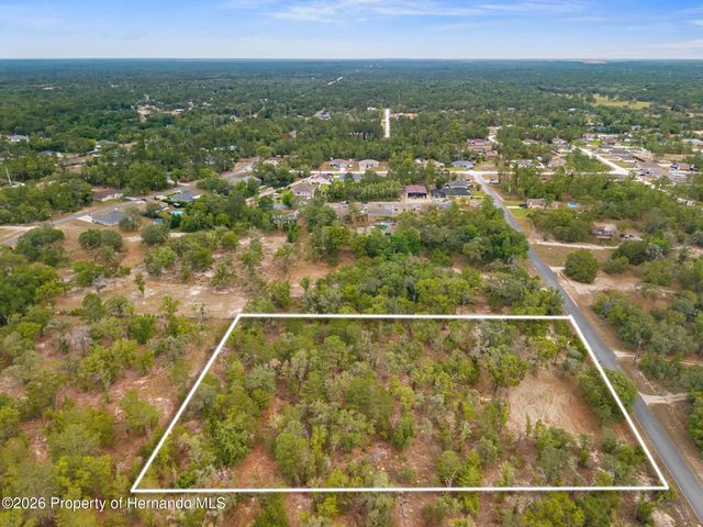 12055 Finch Road, Weeki Wachee, FL 34614