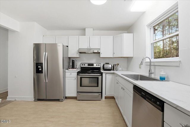 1435 Pineridge Drive, Greenville, NC 27834