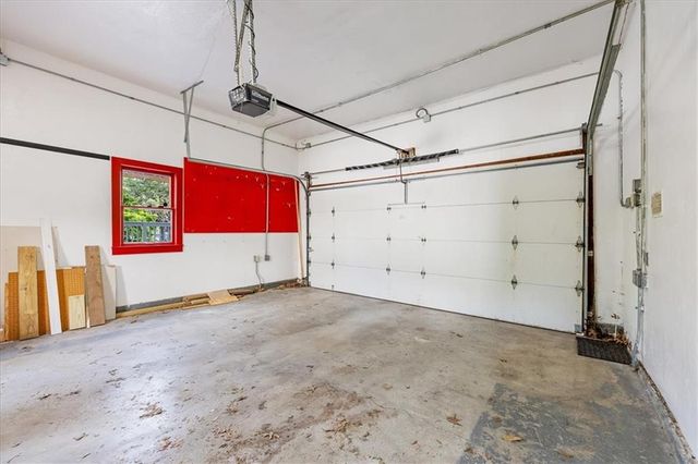 636 E 74th Street, Kansas City, MO 64131