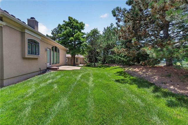 12918 Travis Court, Leawood, KS 66209