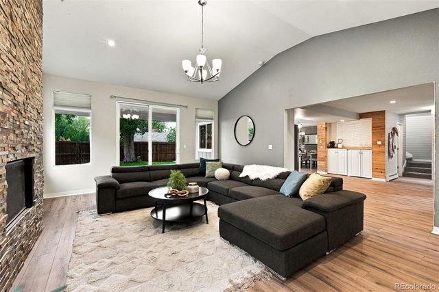 975 Roxwood Lane 1, Boulder, CO 80303