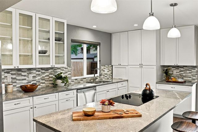 975 Roxwood Lane 1, Boulder, CO 80303