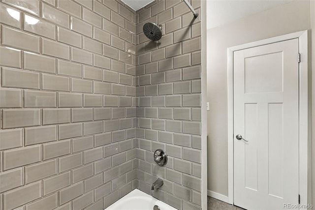 975 Roxwood Lane 1, Boulder, CO 80303