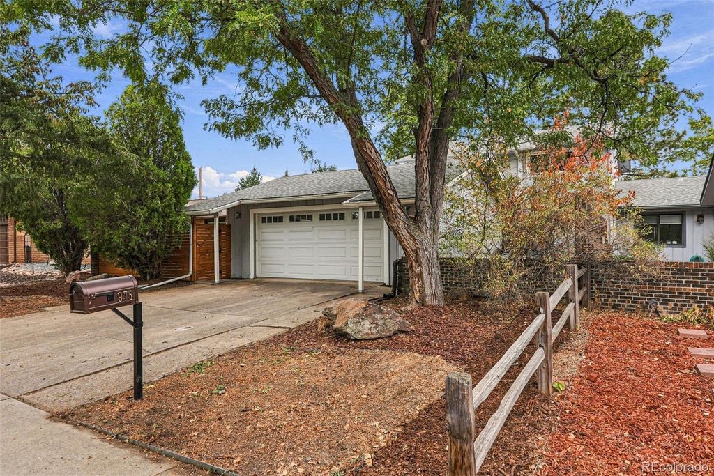 975 Roxwood Lane 1, Boulder, CO 80303