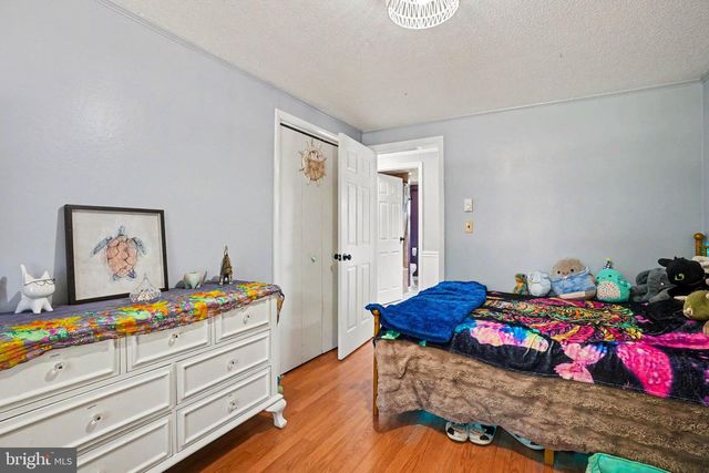 6068 WILDASIN RD, Spring Grove, PA 17362