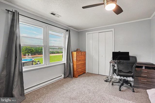 6068 WILDASIN RD, Spring Grove, PA 17362