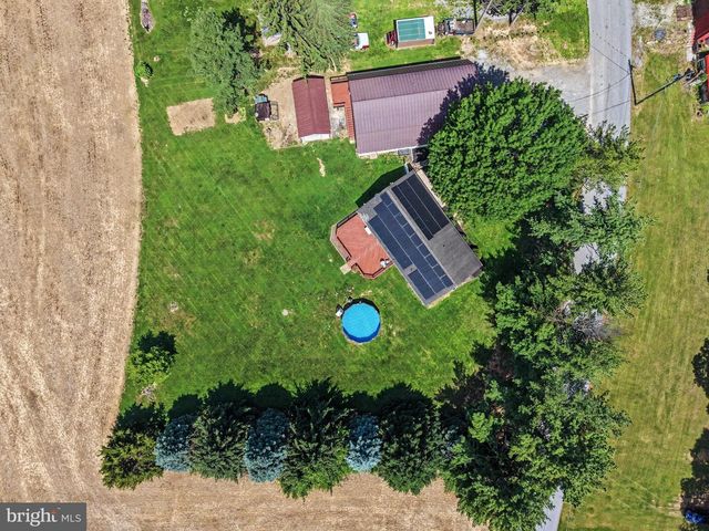 6068 WILDASIN RD, Spring Grove, PA 17362