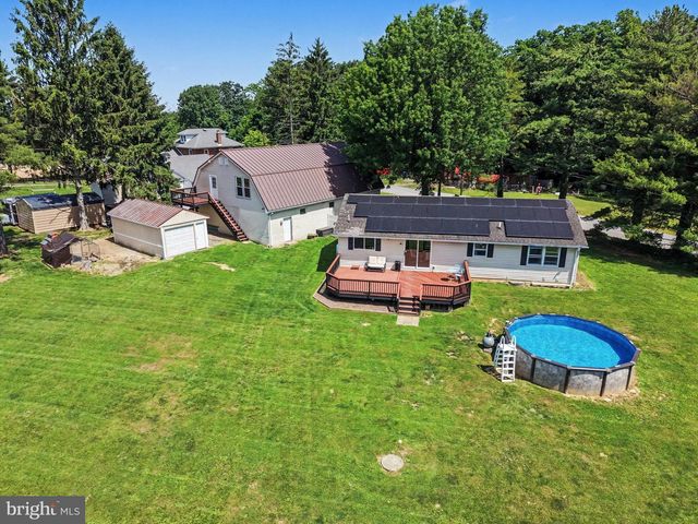 6068 WILDASIN RD, Spring Grove, PA 17362