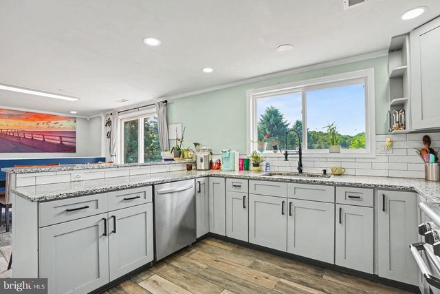 6068 WILDASIN RD, Spring Grove, PA 17362