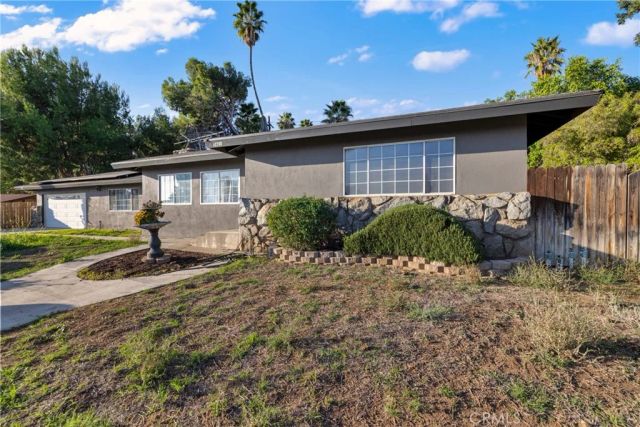 7421 Sebastian, Jurupa Valley, CA 92509