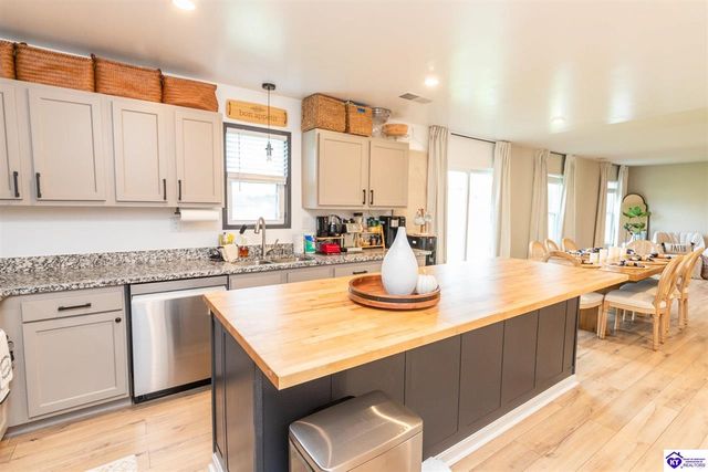101 Wildflower Drive, Elizabethtown, KY 42701