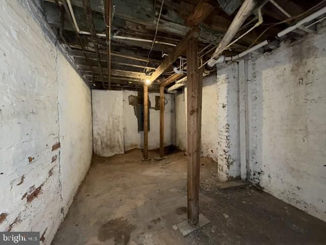 1114 MYRTLE AVE, Baltimore, MD 21201